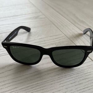 Ray-Ban Classic Black Sunglasses